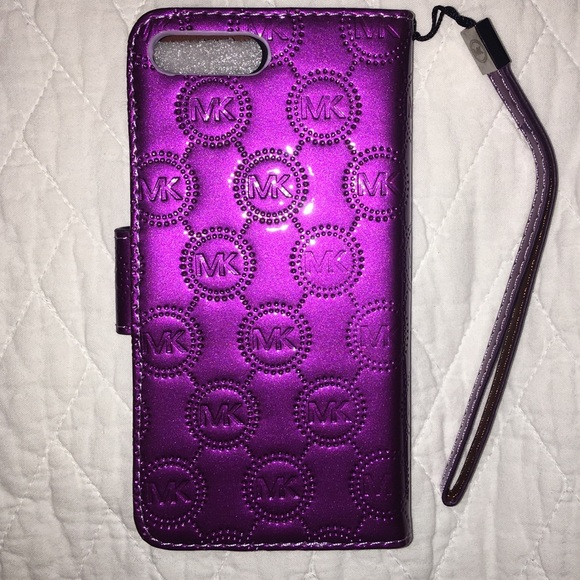 Michael Kors Wallet Case (iphone 7 plus) - Picture 3 of 4